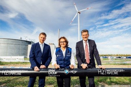 BMW integrates new hydrogen pipeline