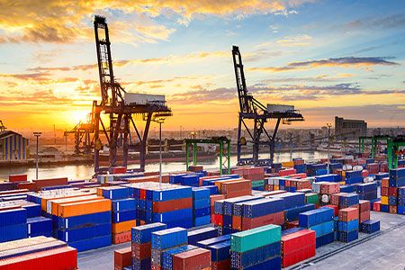 Hyster depoys hydrogen-fuelled container handler